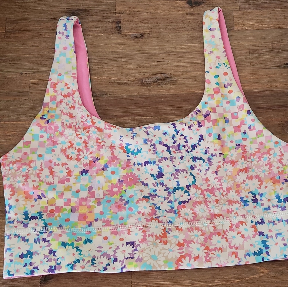 Reversible fabletics bra (matching leggings!)